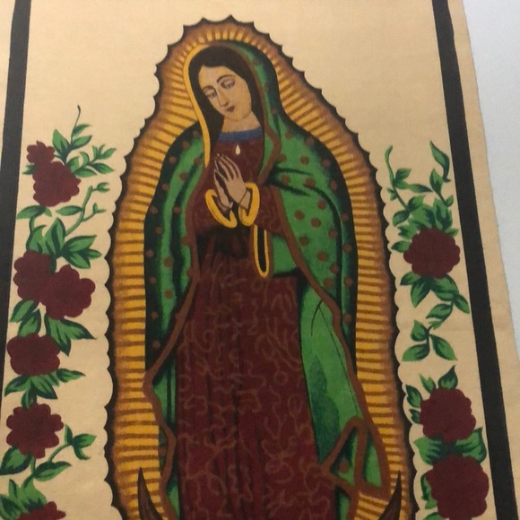 Meet your Posher, Mayra - Picture 1 of 1